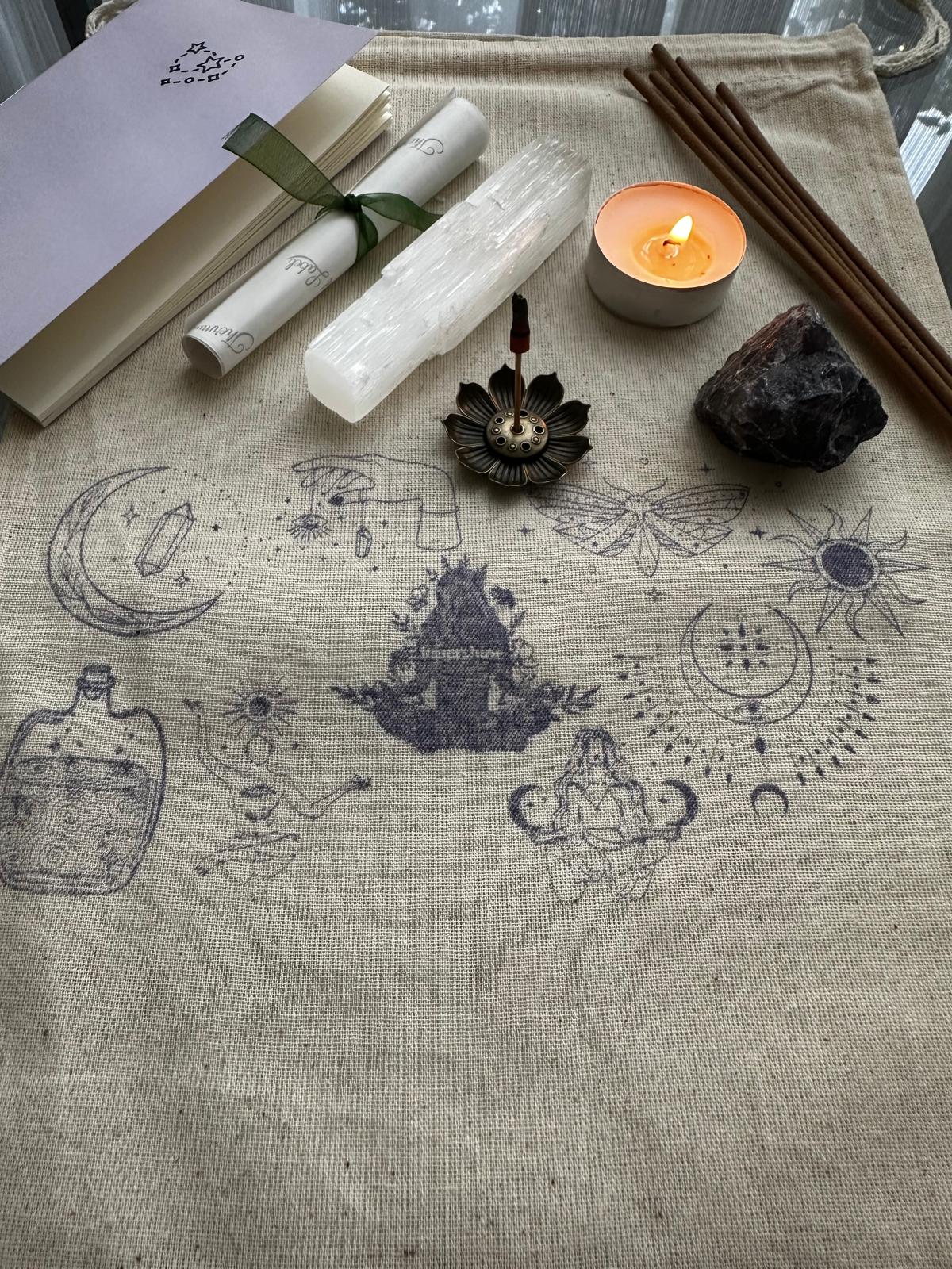 Meditasyon Ritüel Seti |Ametist & Selenit Taşı, Sandal Tütsü, Meditasyon Defteri, Koleksiyon Çantası