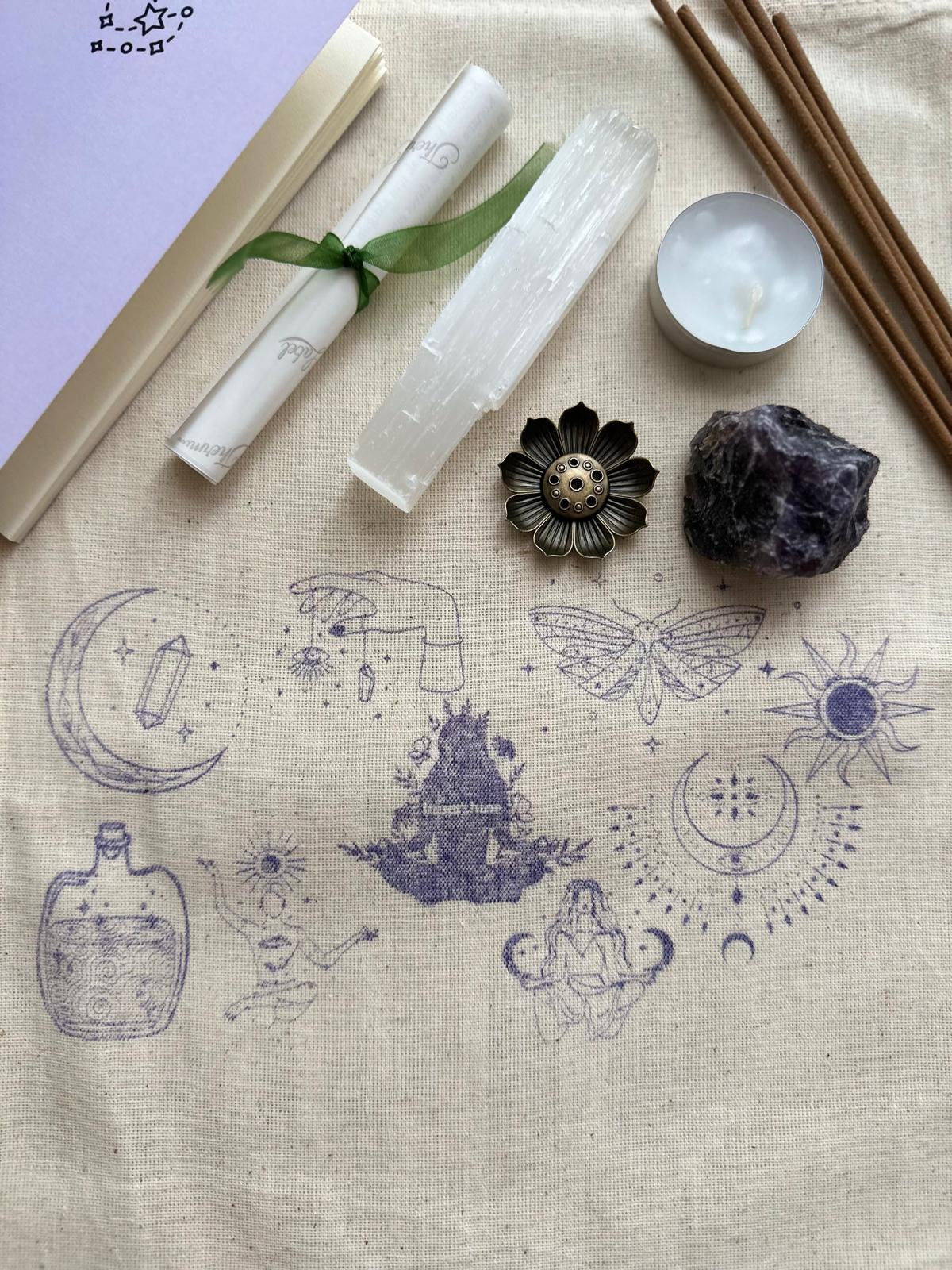 Meditasyon Ritüel Seti |Ametist & Selenit Taşı, Sandal Tütsü, Meditasyon Defteri, Koleksiyon Çantası